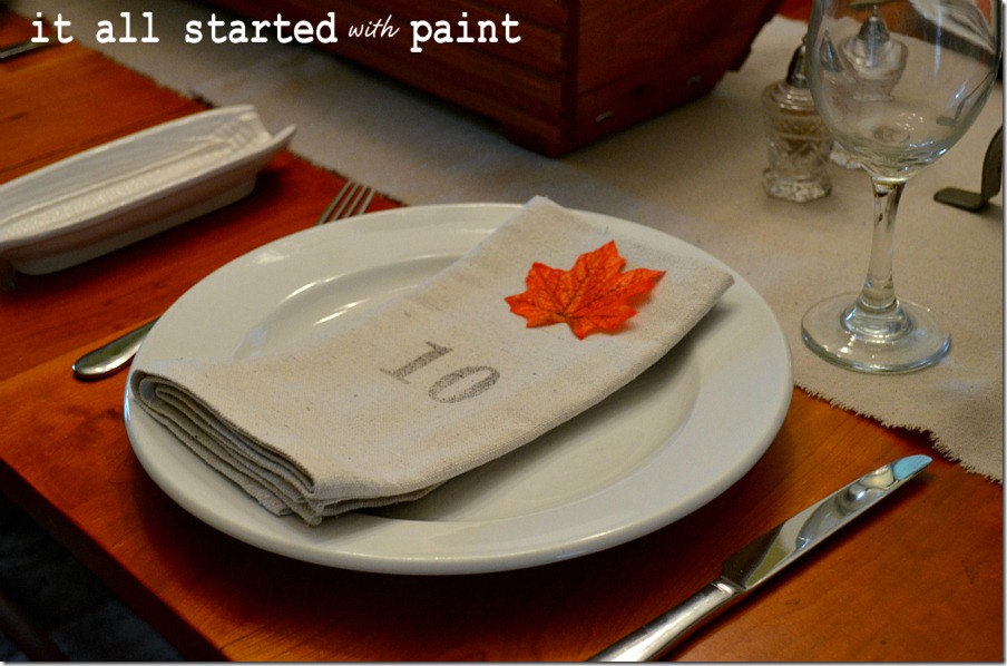 fall-tablescape-numbered-napkin