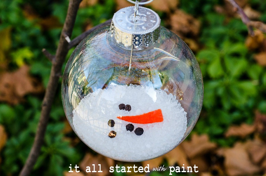 How to Paint Clear Christmas Ornaments - Ideas for the Home