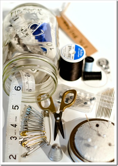 mason-jar-sewing-kit-anthropologie-knock-off-contents