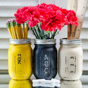 Mason Jar Crafts: Pencil, Ruler, Chalkboard Mason Jar Pencil Holders