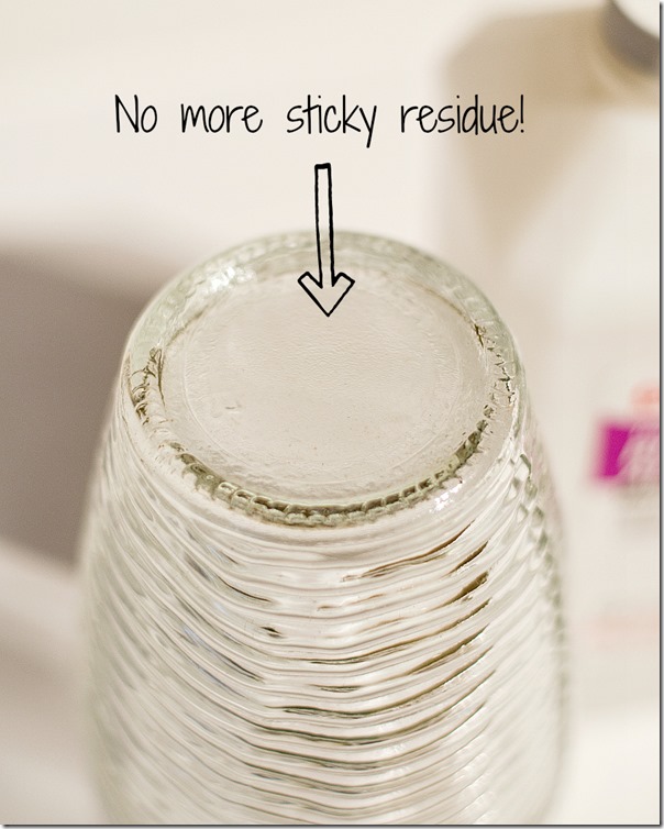 remove-stickery residue-with-rubbing-alcohol-4