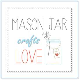 Blog Filled with Mason Jar Craft Ideas