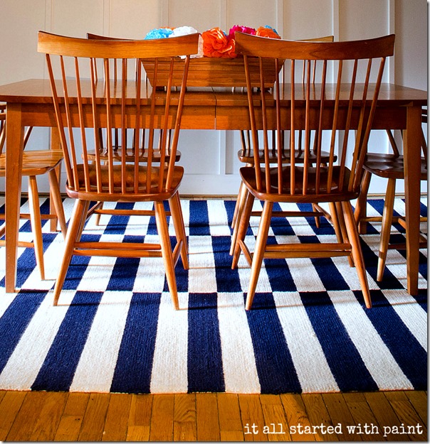 dining-room-blue-white-stripe-rug-like-nate-berkus-chicago-apartment