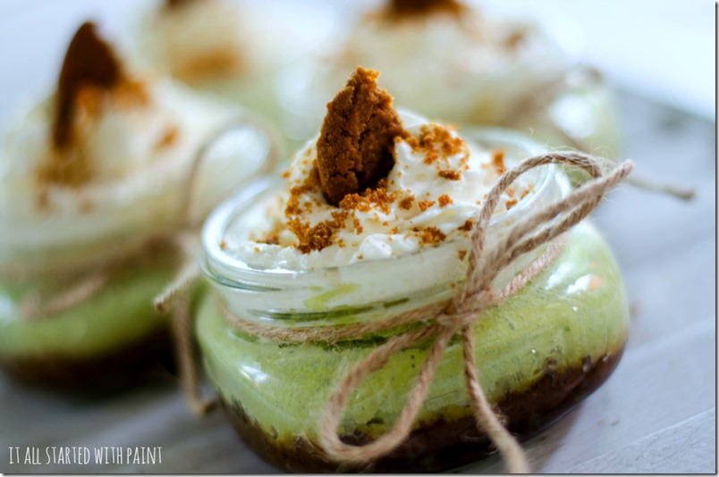 Key-Lime-Pie-Squares-In-Mason-Jar-recipe 2