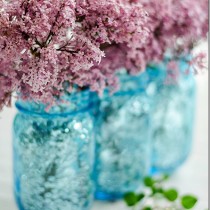 sequin-blue-mason-jar-vase-how-to-tutorial-2_thumb.jpg