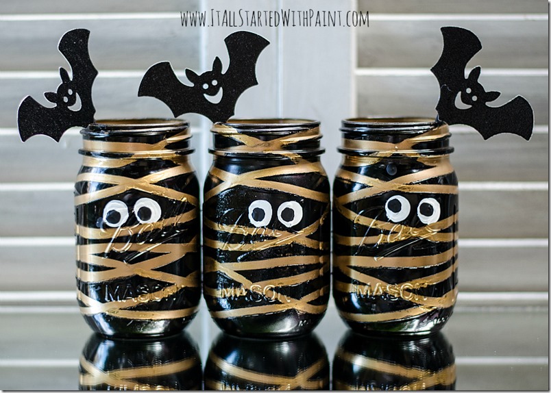 mummy-mason-jars-painted-4 watermarked