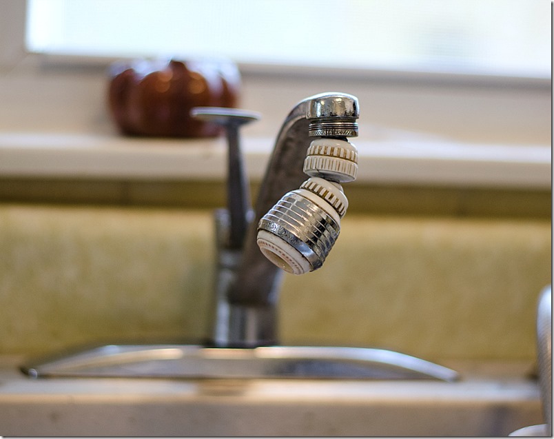 how-to-replace-kitchen-faucet-6