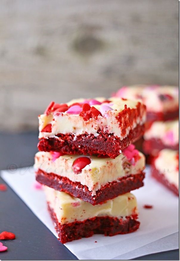 red-velvet-brownies-valentines-day-dessert-idea