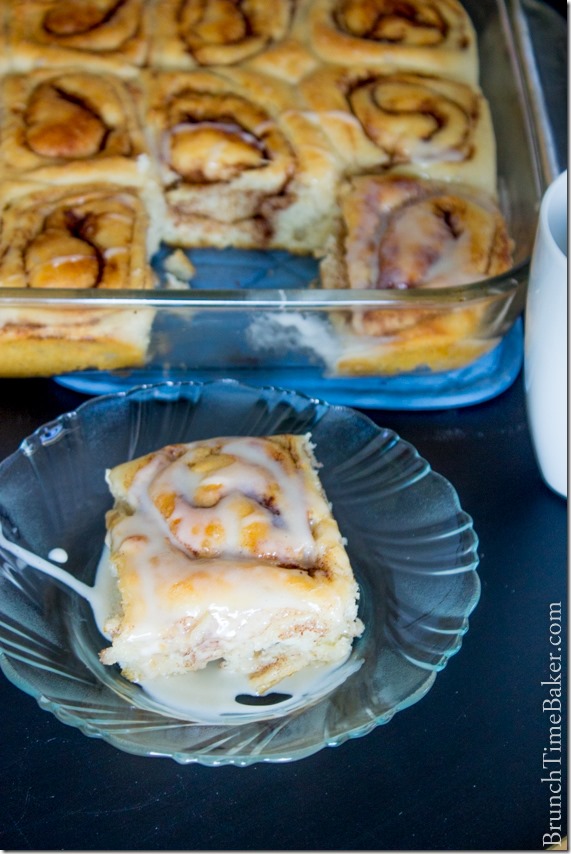 Homemade-Fluffy-Cinnamon-Rolls-13