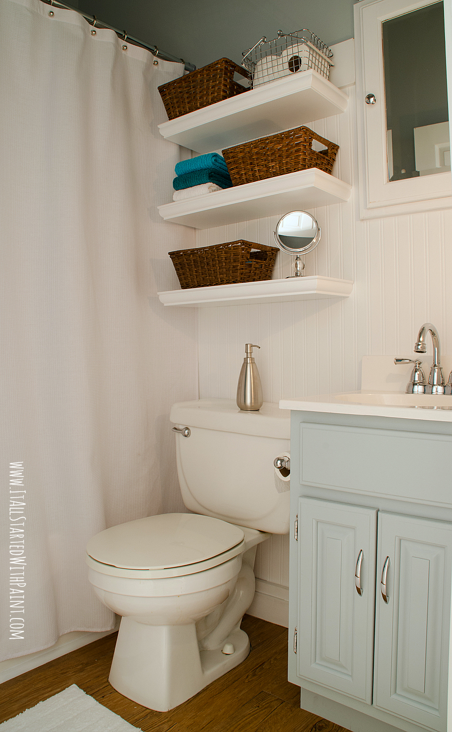 blue white bathroom