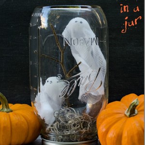 Halloween-craft-mason-jar-ghost-globe_thumb