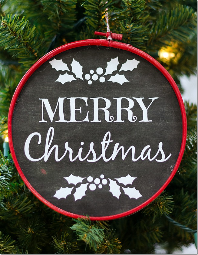 embroidery-hoop-ornament-how-to-make 2 3 embroidery-hoop-ornament-how-to-make. Handmade Christmas Ornament craft ideas. Christmas craft ideas. Easy ornaments to make at home. Kid crafts ideas for Christmas. Christmas kid crafts with ornaments.