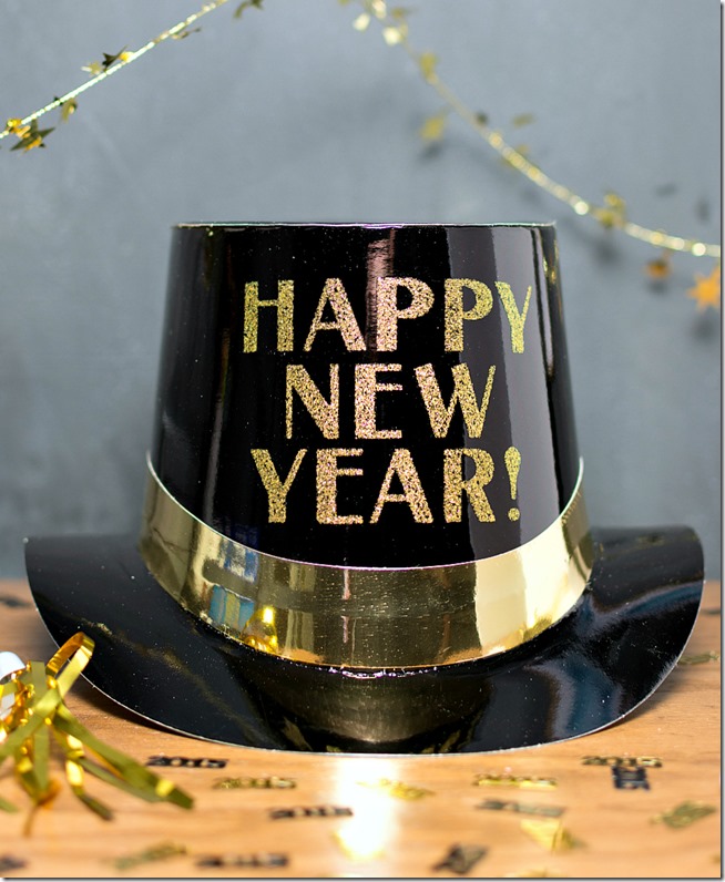 new-year-hat-and-decorations-black-gold-5
