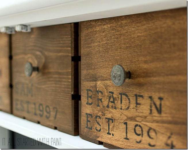 vintage-crate-diy-how-to-age-crates