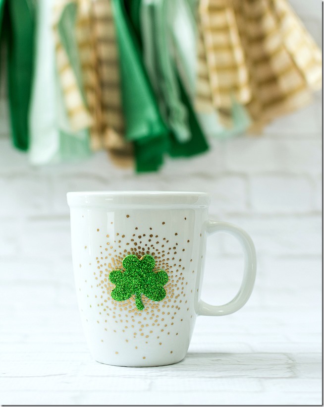 Handle Inside Mug Vintage Irish Comedy Mug Joke Coffee Tea Mug Cup Shamrock  Pattern Beige Green Funny Cup 