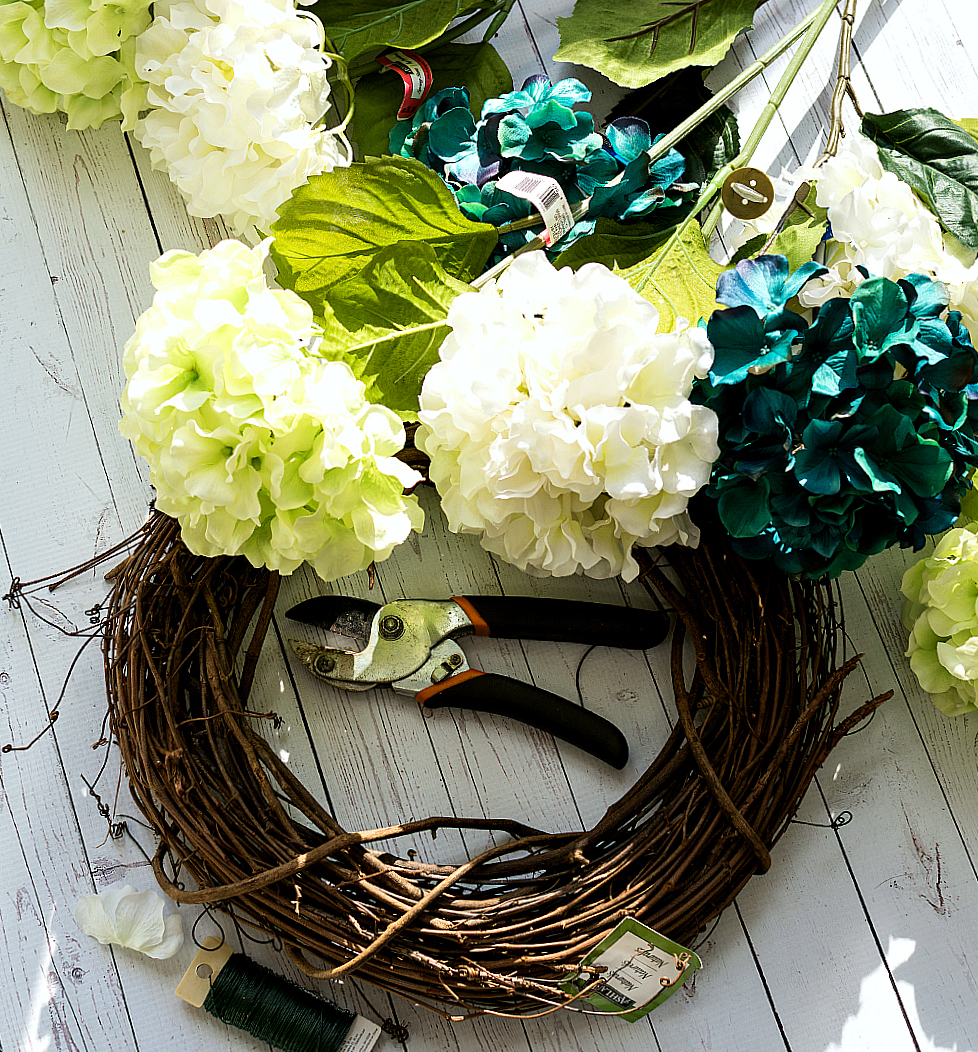 spring wreath ideas with hydrangeas