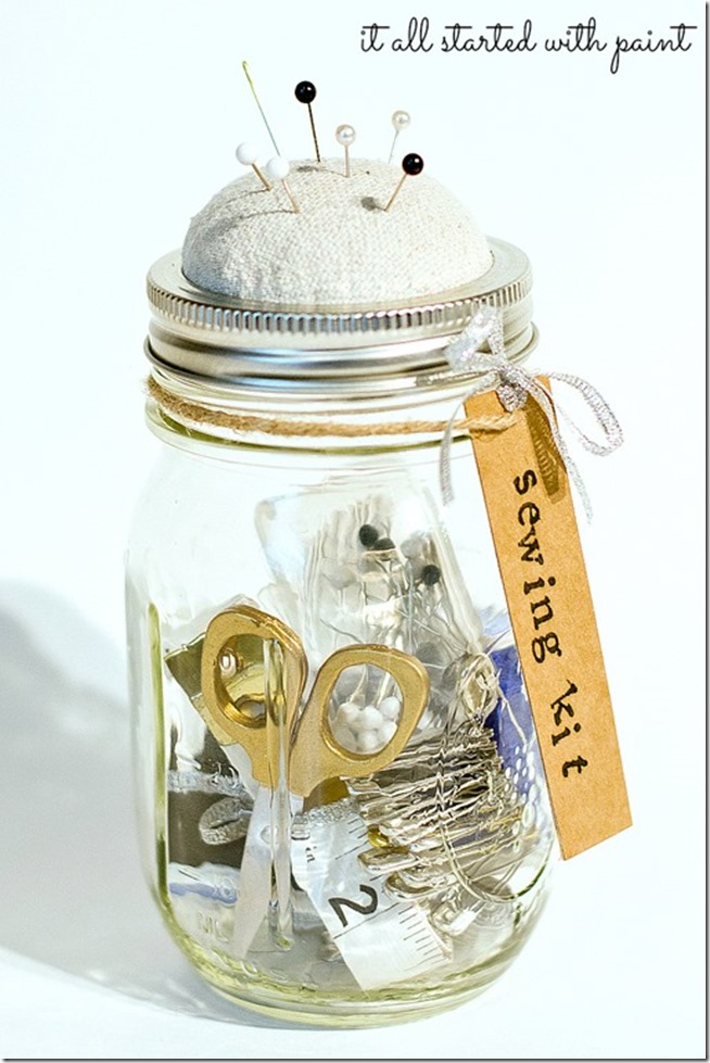 Mason Jar Craft Ideas - Gift Ideas - Sewing Kit in a Jar