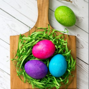 dye Easter eggs with food coloring and rice