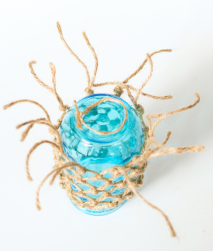 Mason Jar Crafts: Fishnet Wrapped Mason Blue Mason Jar