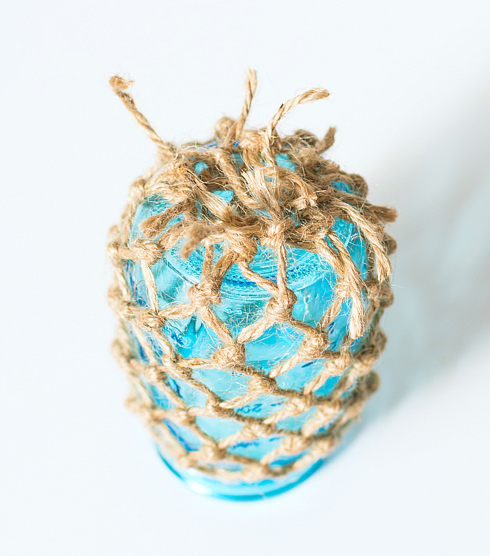 Mason Jar Crafts: Fishnet Wrapped Mason Blue Mason Jar