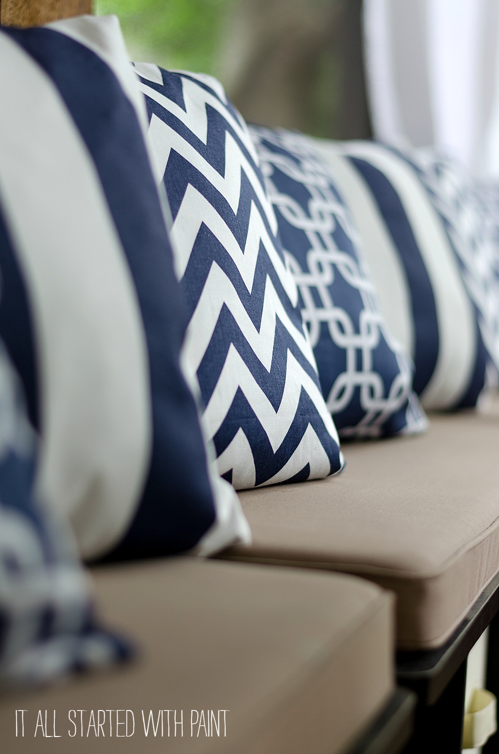 navy-white-screen-porch (3 of 7)