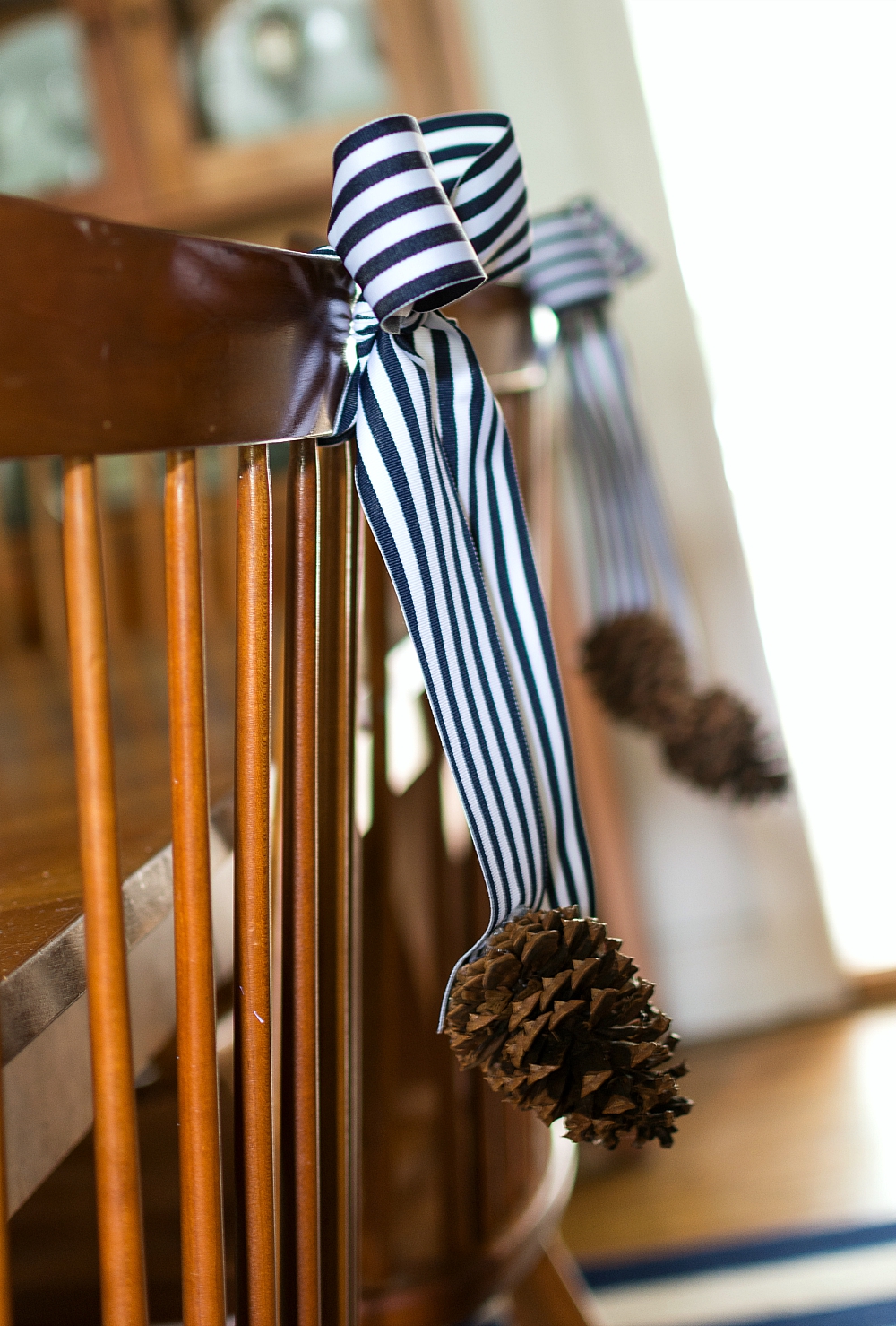 Navy & Brown Dining Room Decor for Fall