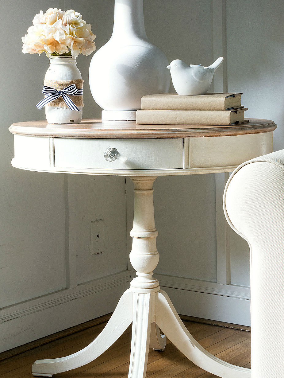 DIY Painted White and Gold Furniture: Amy Howard at Home One-Step