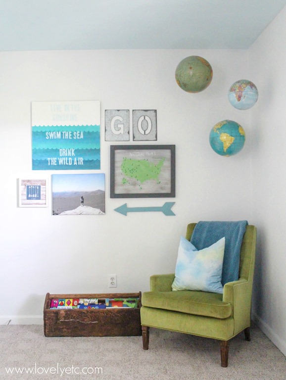 Boy Room blue and green and globes explorer theme