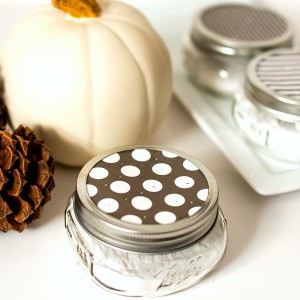 Air Freshener: Homemade Air Freshener for Fall With Baking Soda and Oils