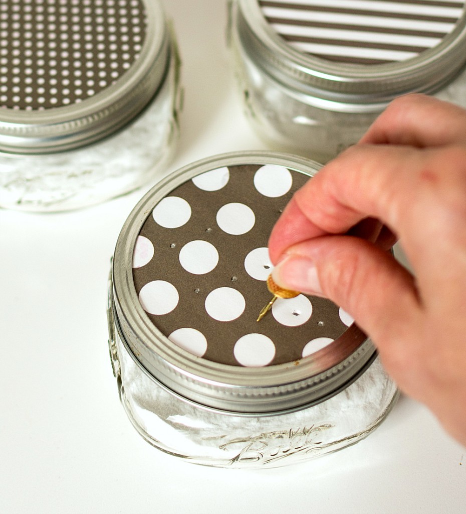 homemade-air-freshener-for-fall-baking-soda (12 of 12)