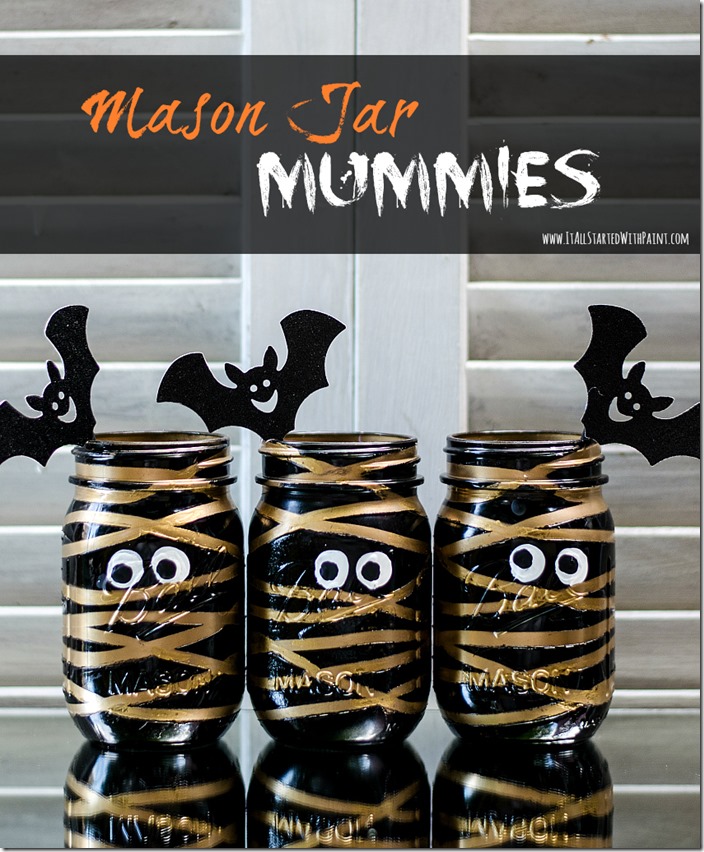 Mason Jar Halloween Craft: Mummy Mason Jars