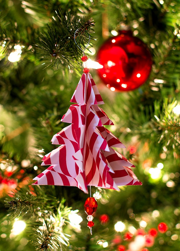 Christmas Craft Ideas: Handmade Ornament with Paper - Origami Tree