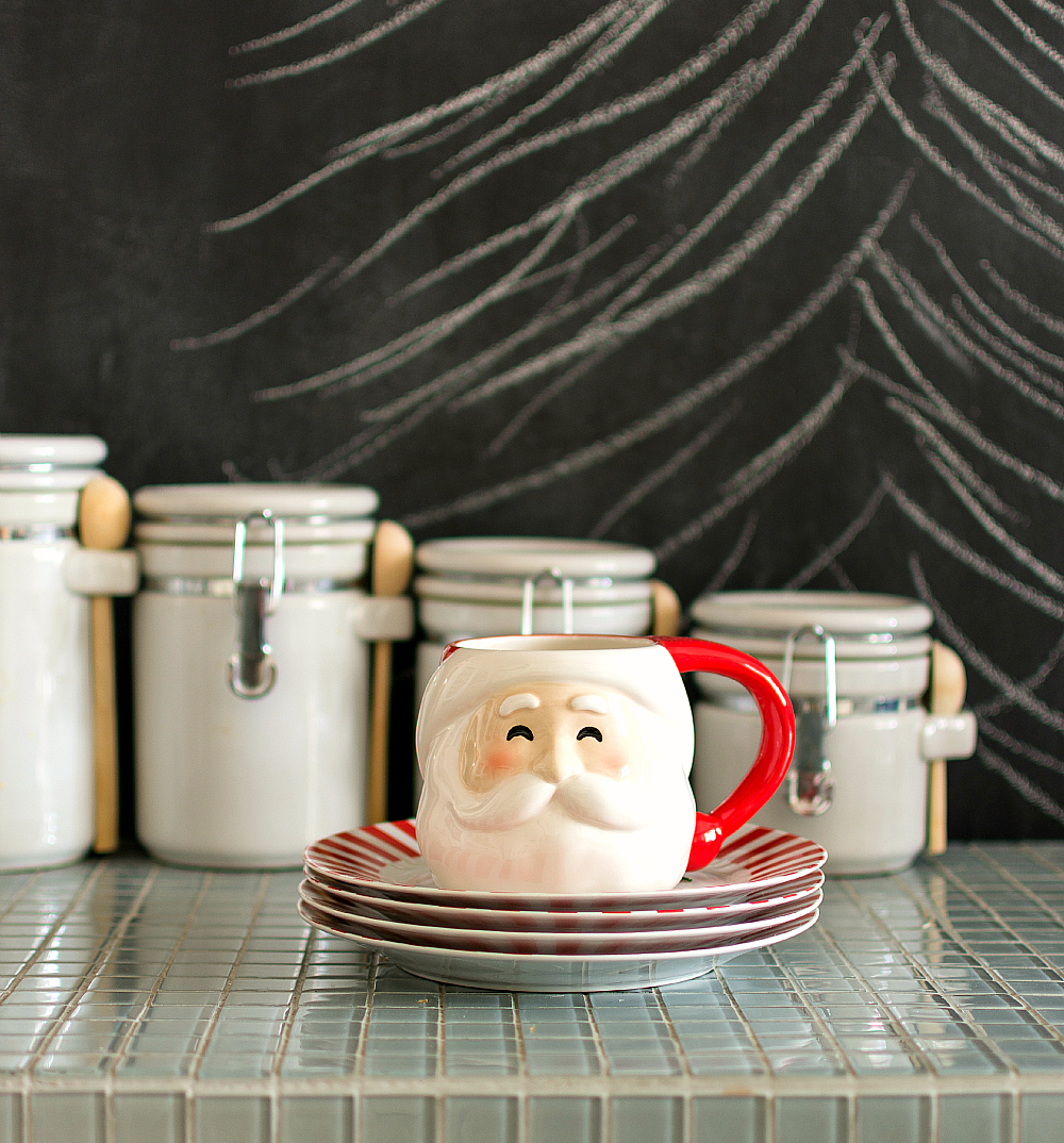 Red-White-Christmas-Decorating-Ideas