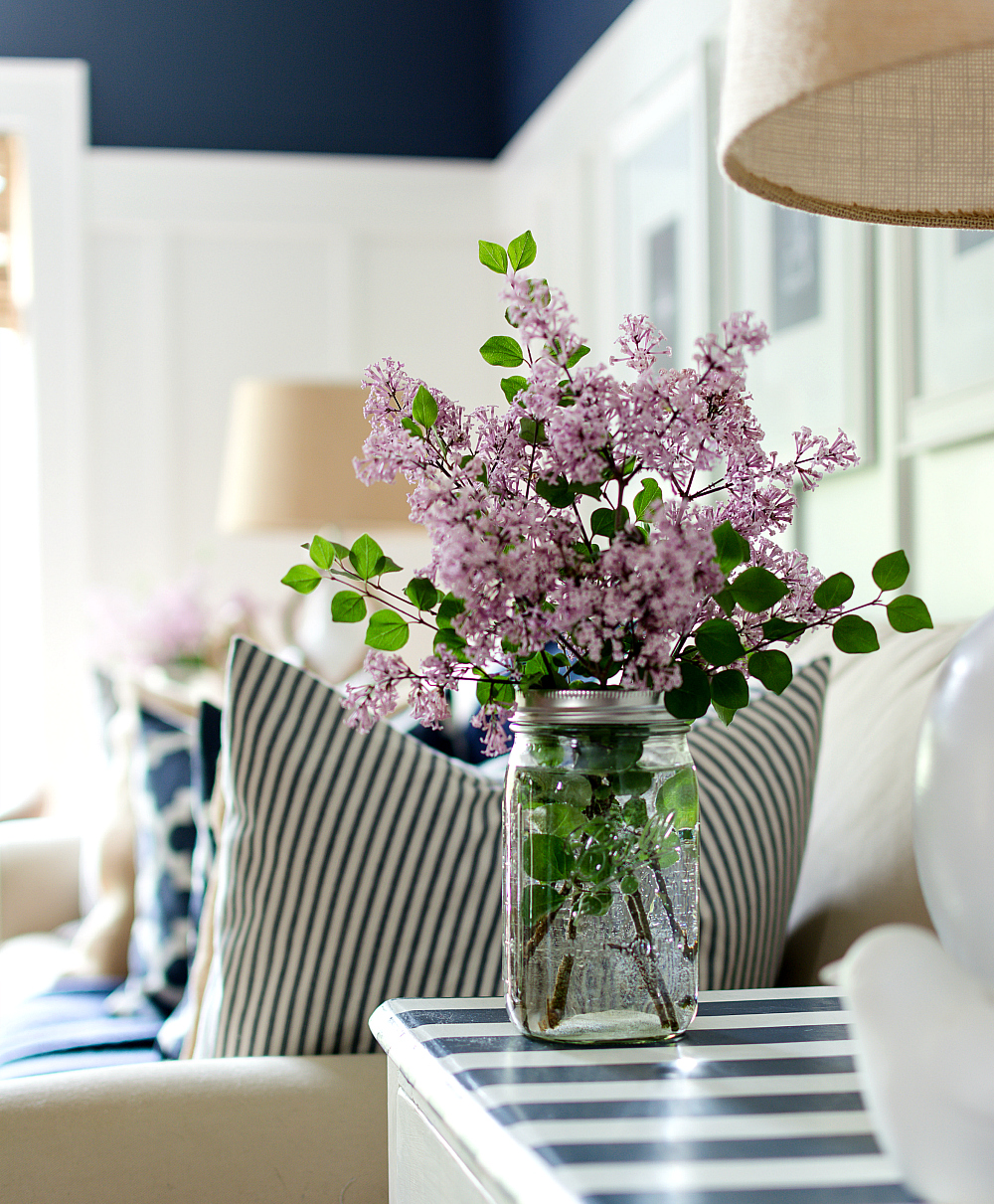 summer-house-tour living room side table (6 of 7) 1