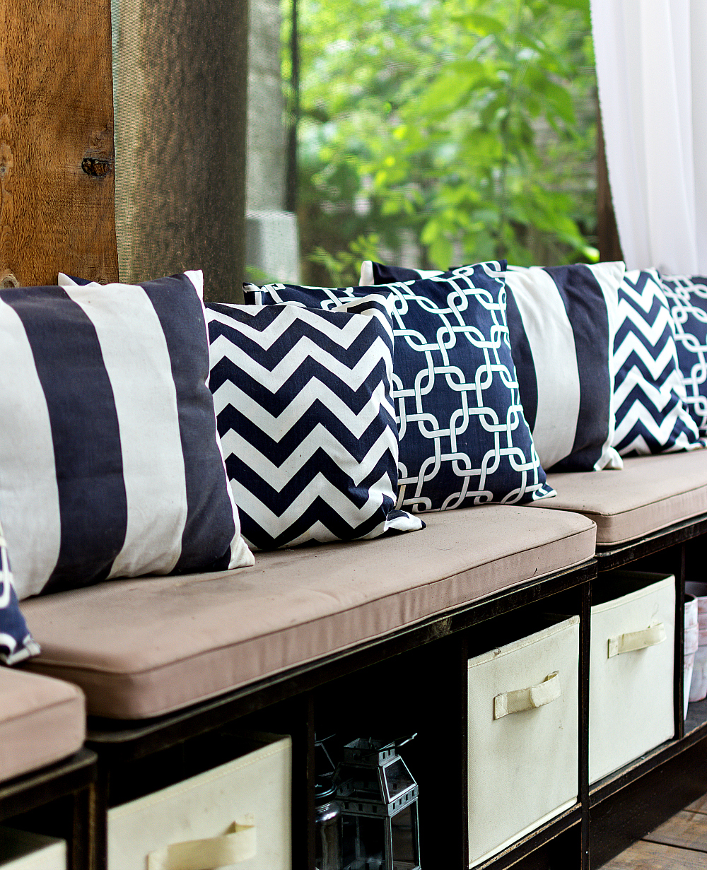 Navy and White Decorating Ideas