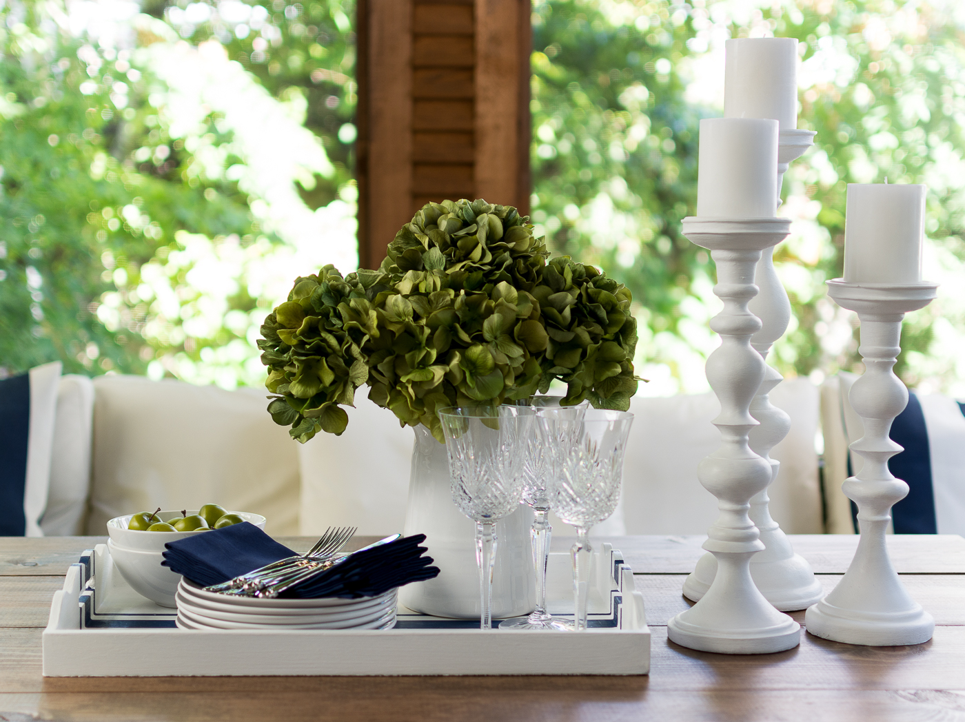 Table setting navy white @itallstartedwithpaint.com-40