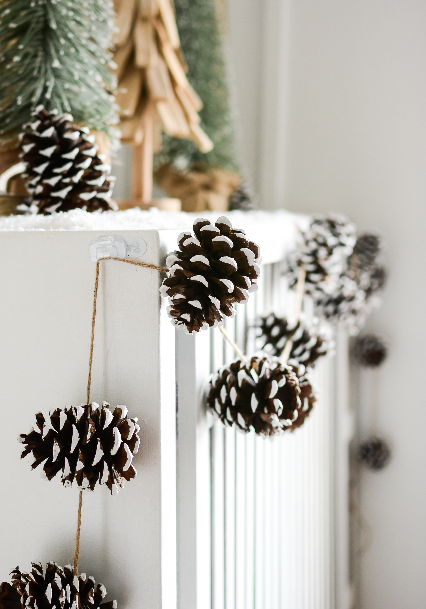 holiday mantel fantel with trees