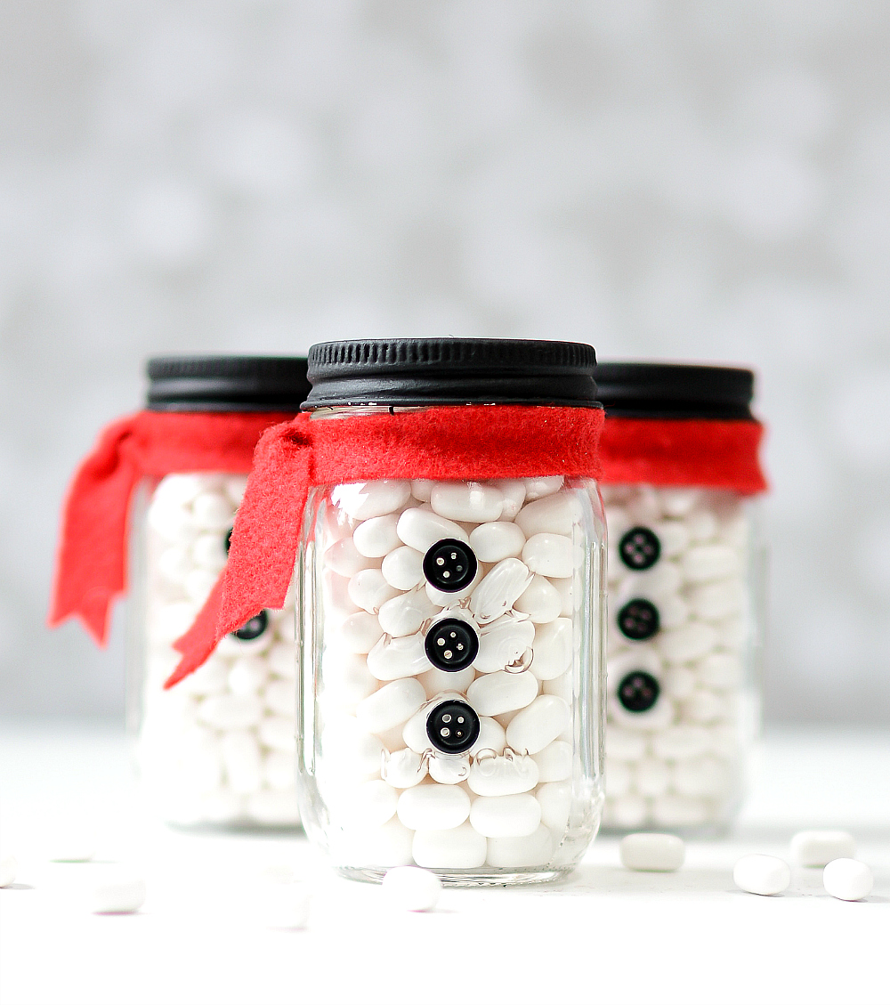 mason-jar-minis-stocking-stuffers-snowman-mason-jars-how-to-7-of-7