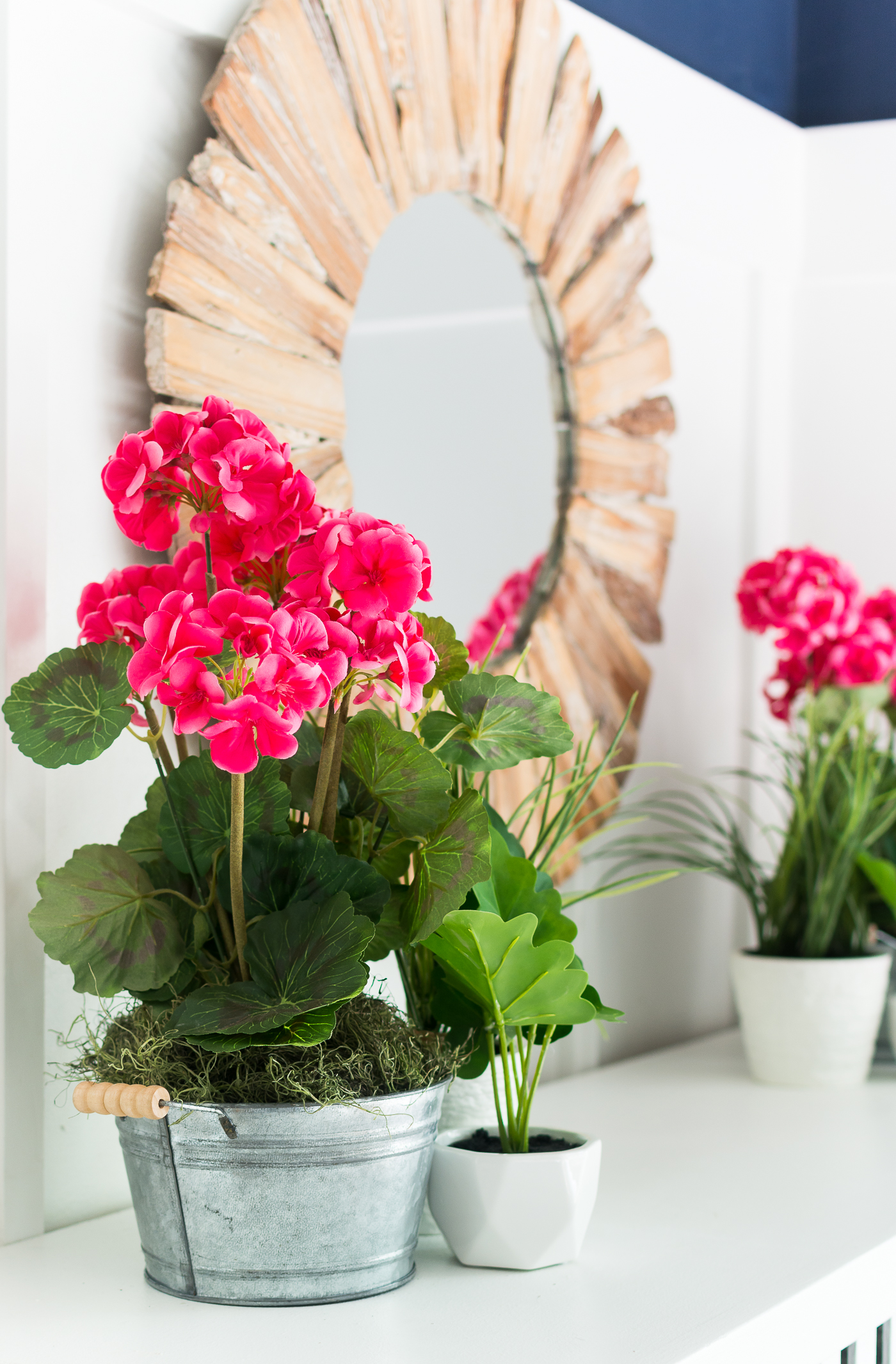 Simple Mantel for Spring
