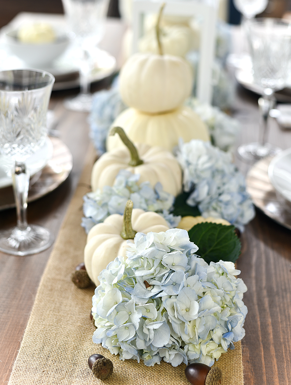 Fall Table: White Pumpkins & Hydrangeas