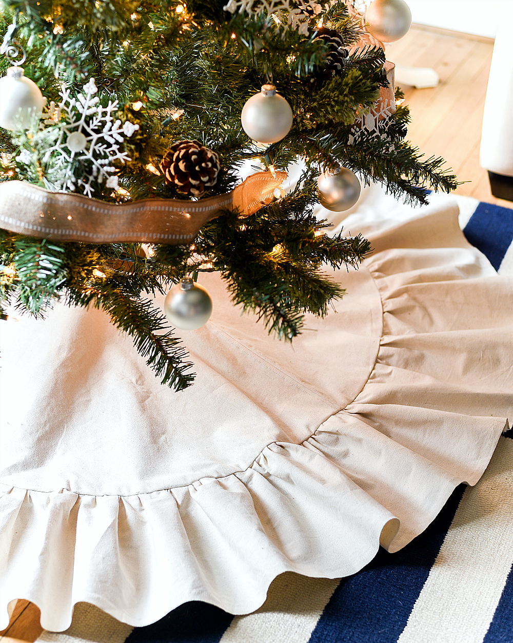 How To Make a Drop Cloth Ruffle Christmas Tree Skirt