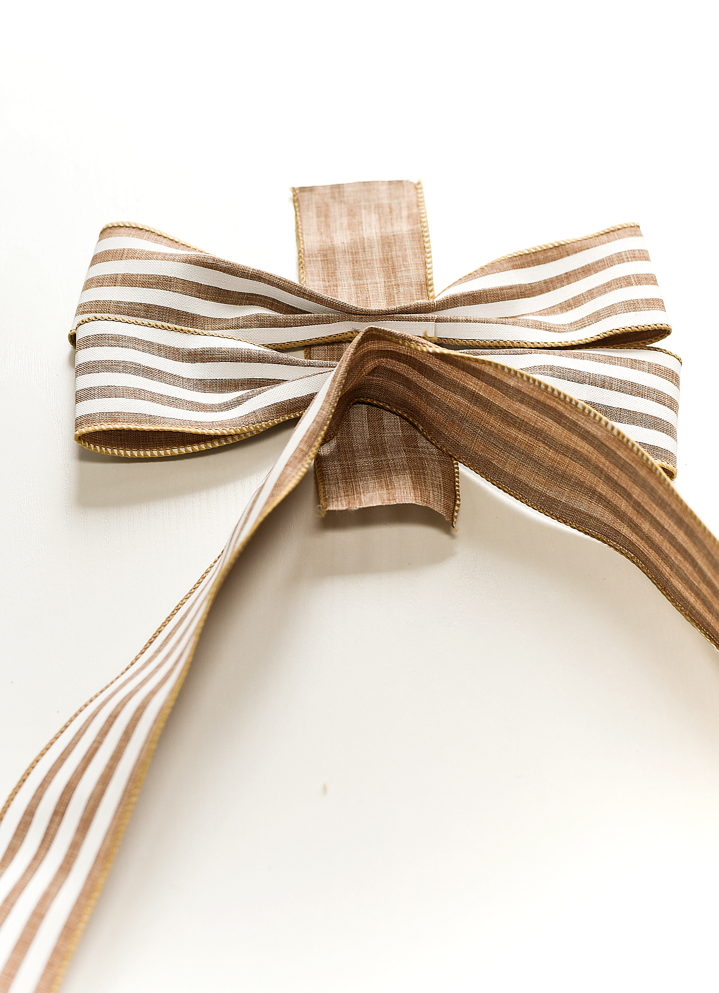 How to Make a Bow. Wreath Bow DIY Tutorial. Easy Tutorial on How To Make a Burlap Bow. How to Make the Perfect Bow Tutorial.