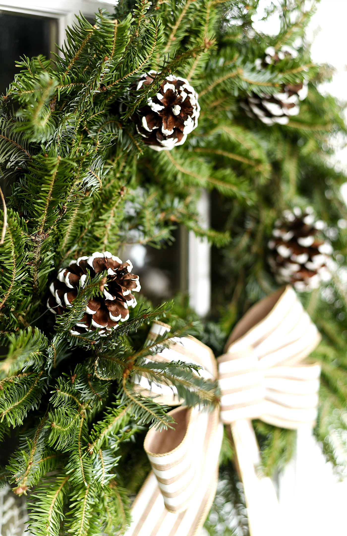 Burlap Bow for Wreath DIY. How to Make a Bow. Wreath Bow DIY Tutorial. Easy Tutorial on How To Make a Burlap Bow. How to Make the Perfect Bow Tutorial.
