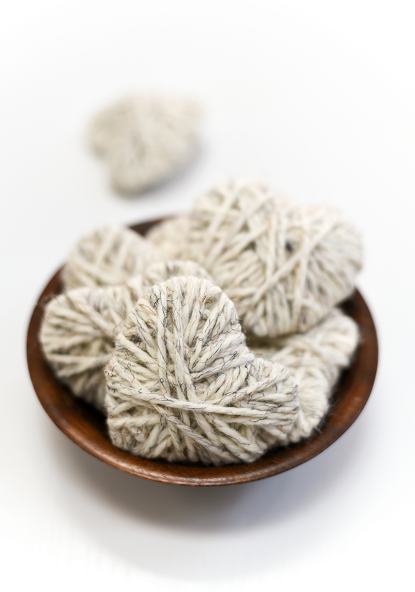 Yarn Wrapped Hearts - Neutral Valentine's Day Craft & Decor Idea - Valentine Craft Ideas - Easy Valentine Craft Ideas