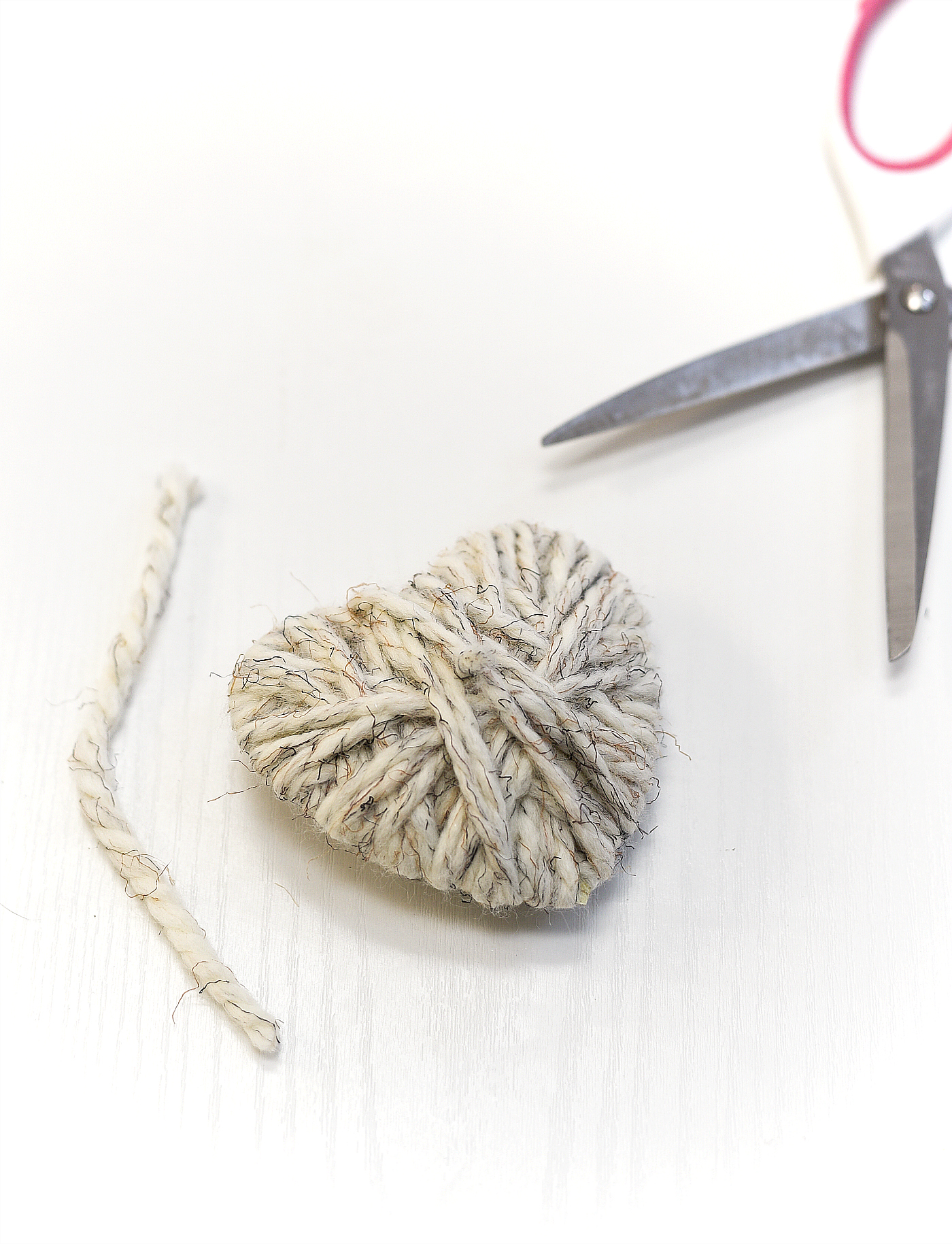 Yarn Wrapped Hearts - Neutral Valentine's Day Craft & Decor Idea - Valentine Craft Ideas - Easy Valentine Craft Ideas