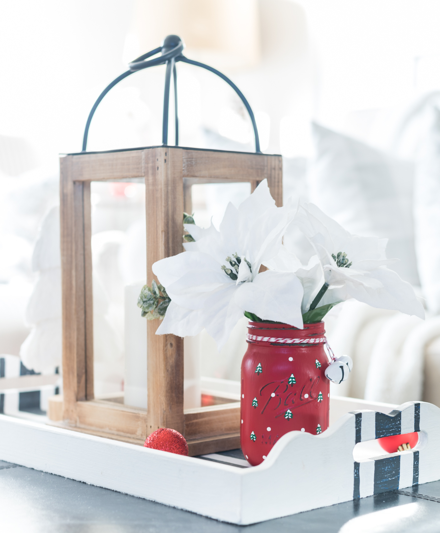 Mason Jar Crafts for Christmas - Holiday Mason Jar Crafts - How To Paint Snowy Christmas Trees on Mason Jars - Painted Mason Jar Craft for Winter