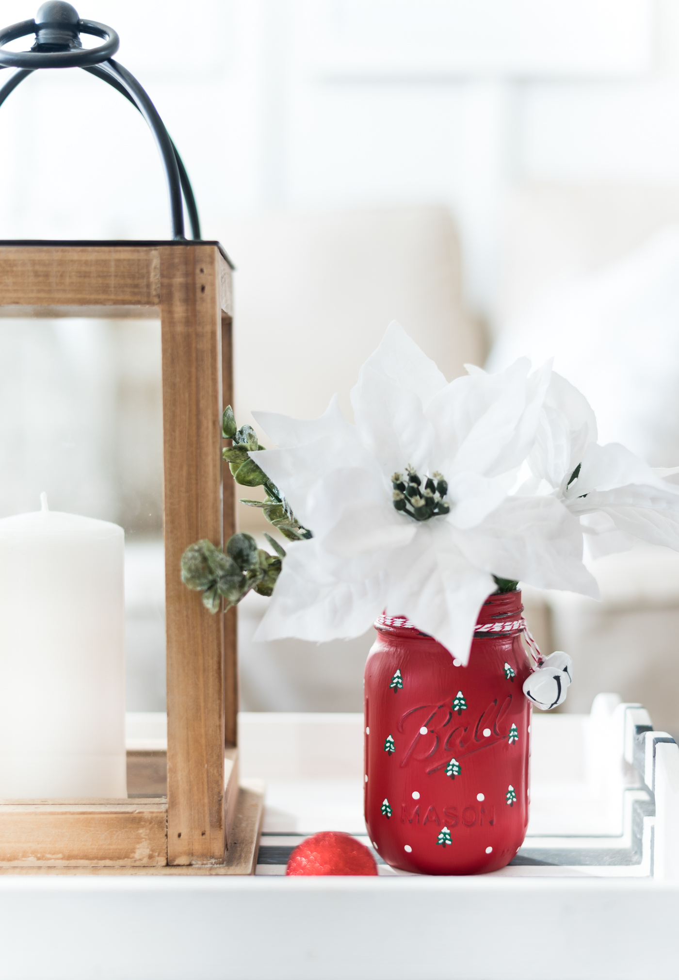 Mason Jar Crafts for Christmas - Holiday Mason Jar Crafts - How To Paint Snowy Christmas Trees on Mason Jars - Painted Mason Jar Craft for Winter