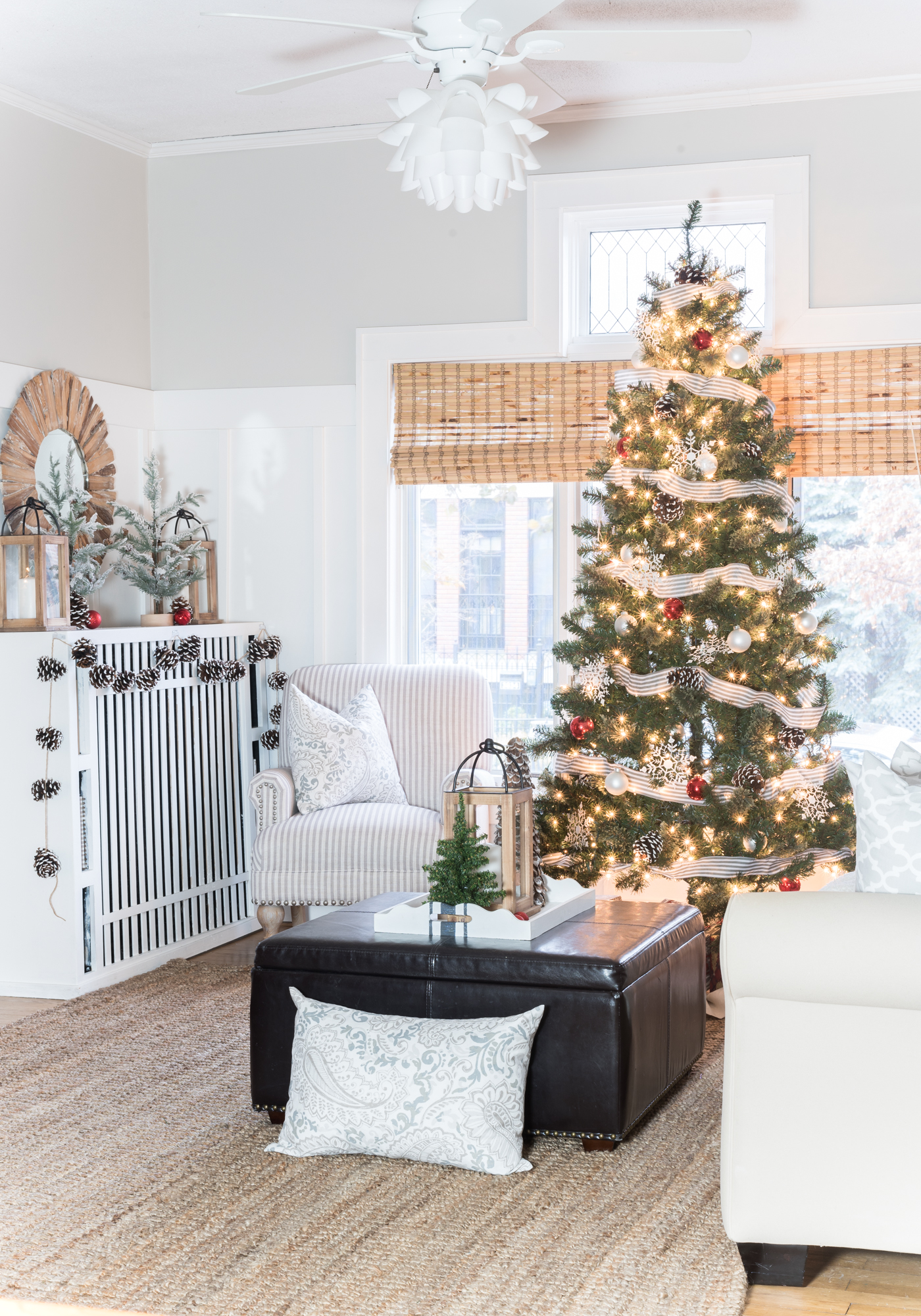 Gray, White and Red - Christmas Tree with gray and white ribbon - Decorating for Christmas with mini wreaths - Painted Pine Cone Garland DIY