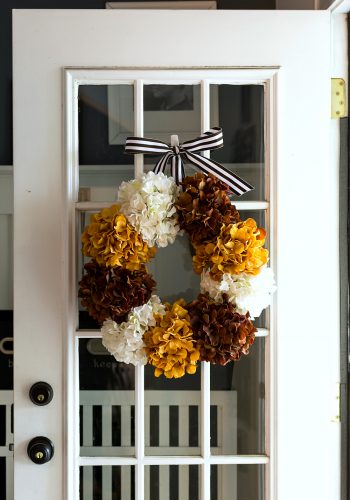 How to Make a Hydrangea Wreath