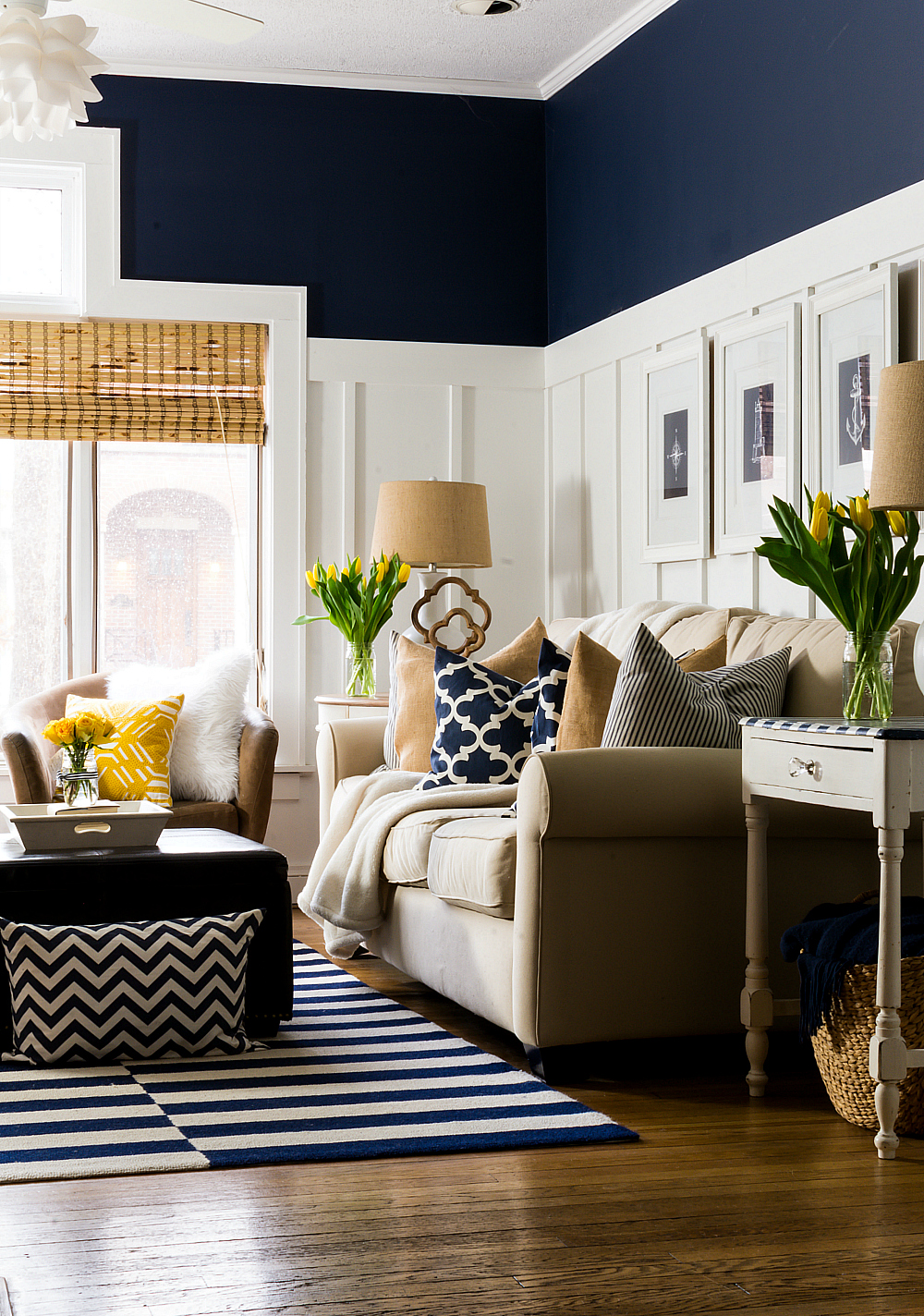 Spring Decor Ideas In Navy And Yellow